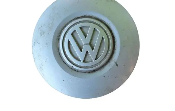 Volkswagen Golf III Original wheel cap 3A0601149A