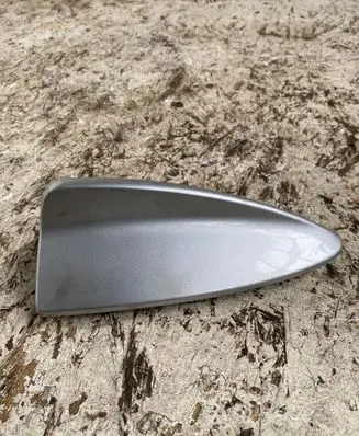BMW X6 E71 Roof (GPS) antenna cover 608266401
