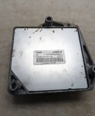Opel Astra J Engine control unit/module 55562549 862549LB733910CC MT35E23