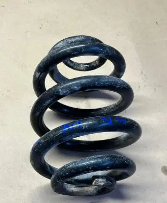 Volkswagen Transporter - Caravelle T5 Rear coil spring