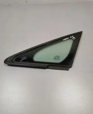 Toyota Verso Front triangle window/glass 