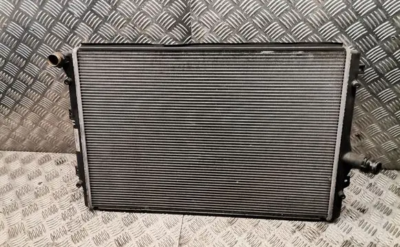 Skoda Octavia Mk2 (1Z) Coolant radiator 1k0121251dd