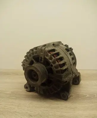 BMW 5 E60 E61 Generator/alternator FG18S019 2543461B 7802261