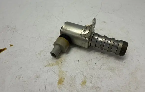 Ford Explorer VI Oil pressure sensor AT4E6B297JD