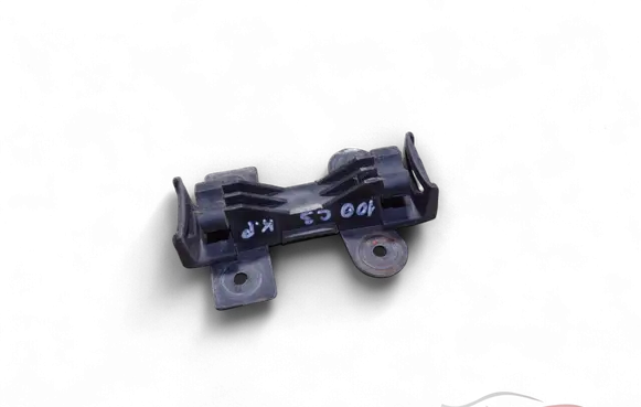 Audi 100 200 5000 C3 Front bumper mounting bracket 811807253