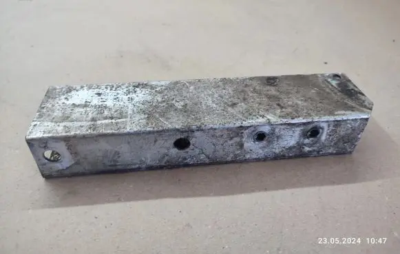 Radiator support slam panel bracket