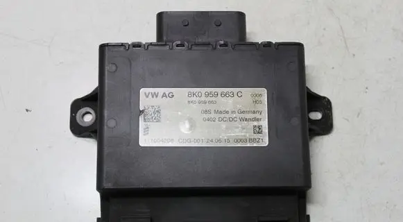 Audi A8 S8 D4 4H Voltage converter/converter module 8K0959663C