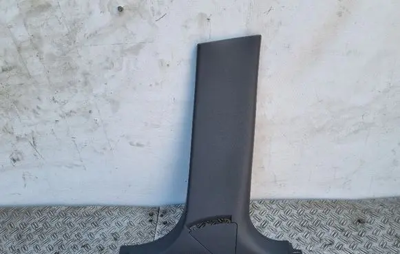 Land Rover Range Rover Evoque L538 (B) pillar trim (bottom) BJ32243A52AD