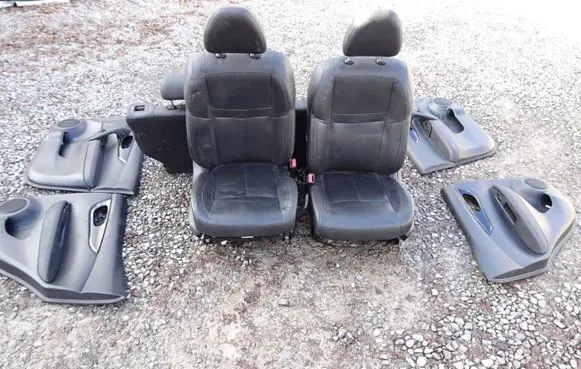 Nissan Qashqai Seat and door cards trim set rhw