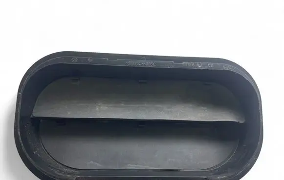 Skoda Octavia Mk4 Quarter panel pressure vent 5E3819164