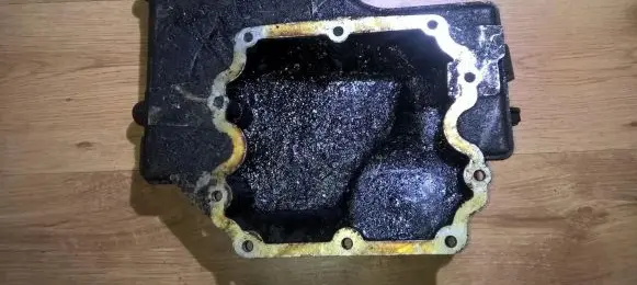 Rover 75 Oil sump lsb102890