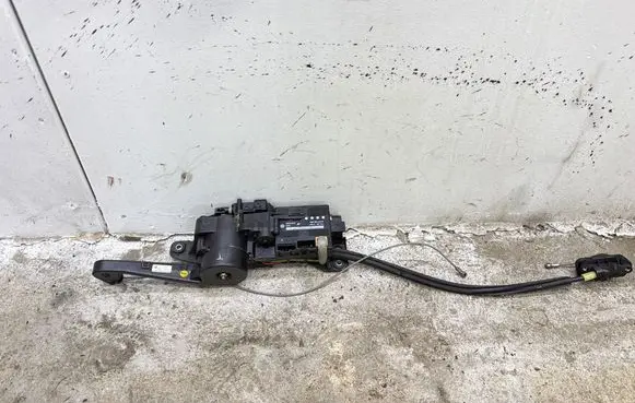 Seat Alhambra (Mk2) Sliding door motor 7N0959244B
