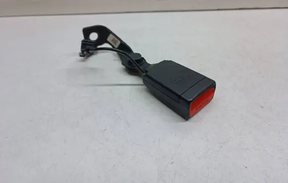 BMW 3 GT F34 Rear seatbelt buckle 7373202