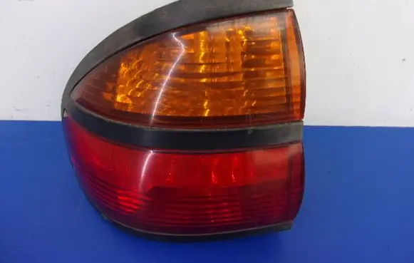 Renault Laguna I Rear/tail lights 7700420122