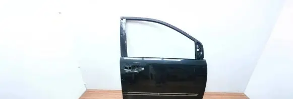 Chrysler Voyager Front door