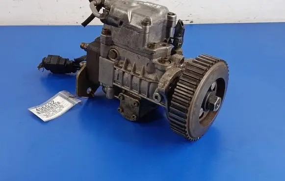 Fuel injection high pressure pump