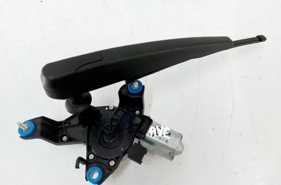Rear wiper blade arm