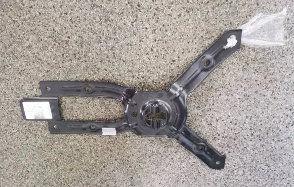 Audi A6 S6 C8 4K Spare wheel mounting bracket 4K0802717