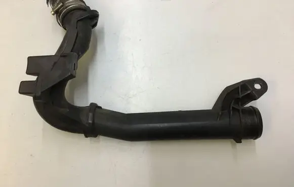 Citroen DS7 Crossback Intercooler hose/pipe 9675758280