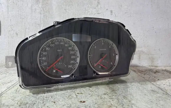 Volvo V50 Speedometer (instrument cluster) 30786344 8602879 0263293