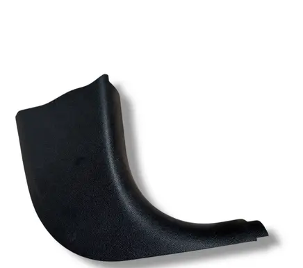 Foot area side trim