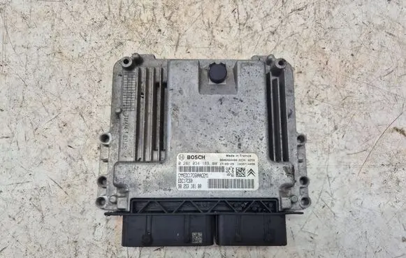 Peugeot Expert Engine control unit/module 9825318180 9806460480 0281034189