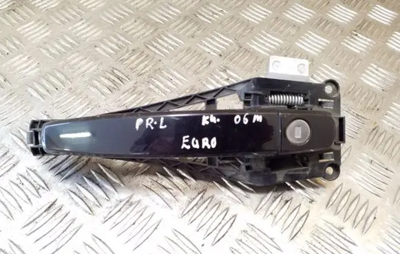 Opel Zafira B Front door exterior handle 24463523