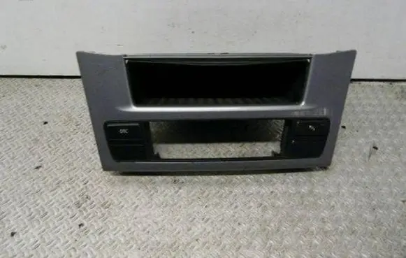 BMW 5 E60 E61 Glove box central console 9139391