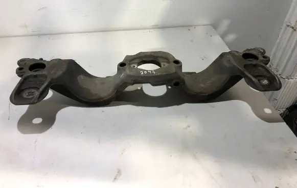 Audi A4 S4 B6 8E 8H Gearbox mounting bracket 8E0399263AB