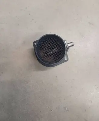 Volkswagen PASSAT B6 Mass air flow meter 06F906461B