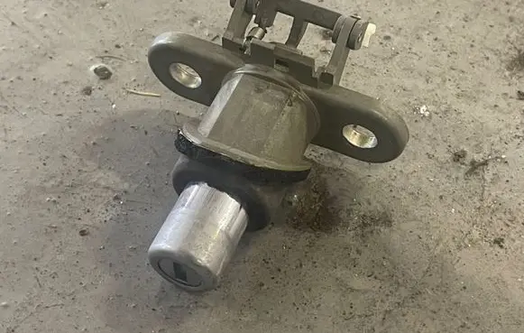 BMW 3 E36 Tailgate exterior lock 19602456