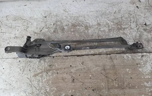 Front wiper linkage and motor