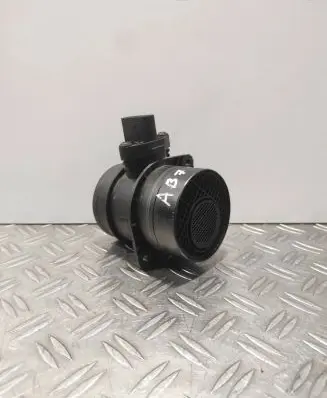 Audi A4 S4 B7 8E 8H Mass air flow meter 074906461B 0281002431