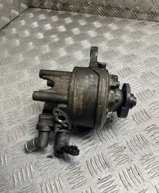 BMW 7 F01 F02 F03 F04 Power steering pump 679866904