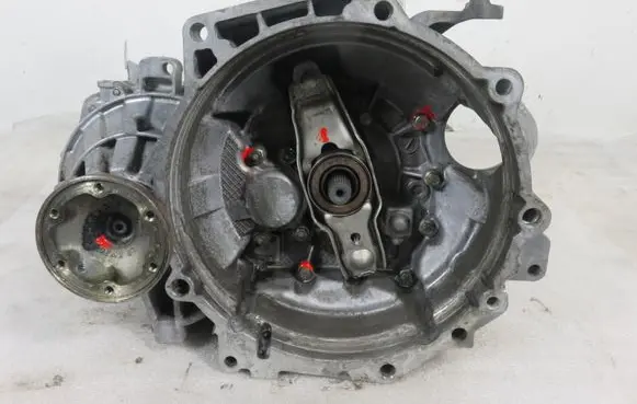 Volkswagen PASSAT B6 Manual 6 speed gearbox HNV