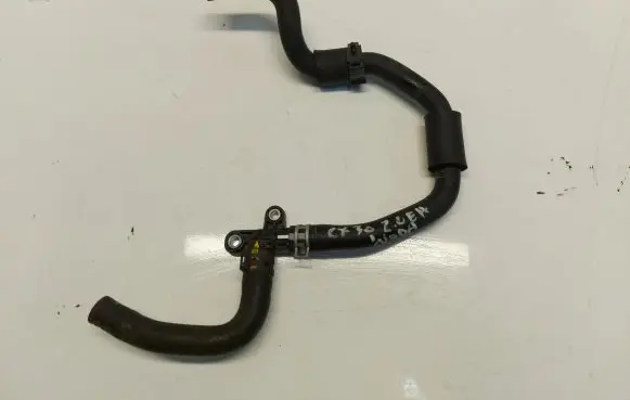 Mazda CX-30 Engine coolant pipe/hose