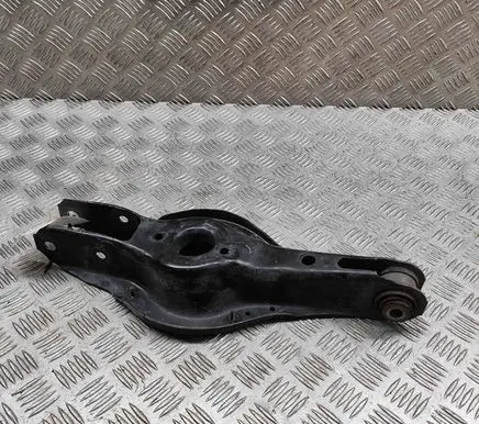 BMW 2 F22 F23 Rear upper control arm/wishbone 6867540 6867541