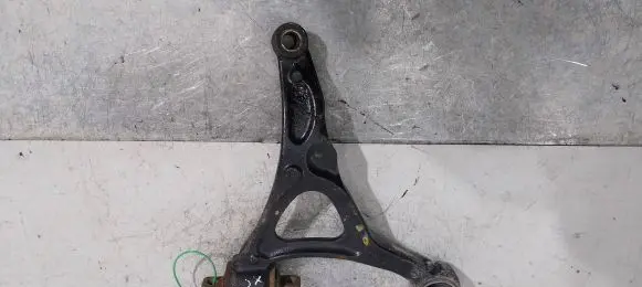 Volvo XC90 Front control arm 8646614