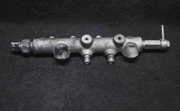 Mazda 6 Fuel main line pipe