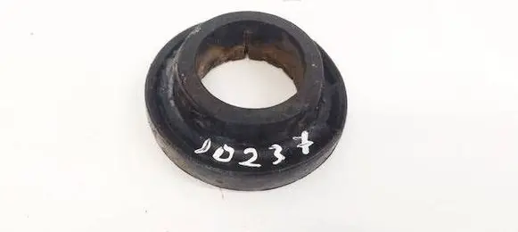 Coil spring mount