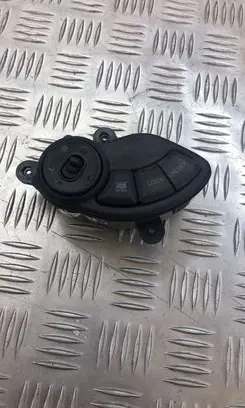 Hyundai Santa Fe Wing mirror switch 9353026500