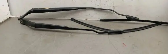 Citroen C3 Front wiper blade arm 9683606580 9683607280