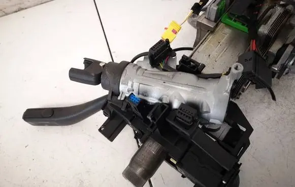 Skoda Octavia Mk2 (1Z) Ignition lock 1K0905851B