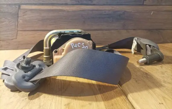 Hyundai Tucson LM Front seatbelt