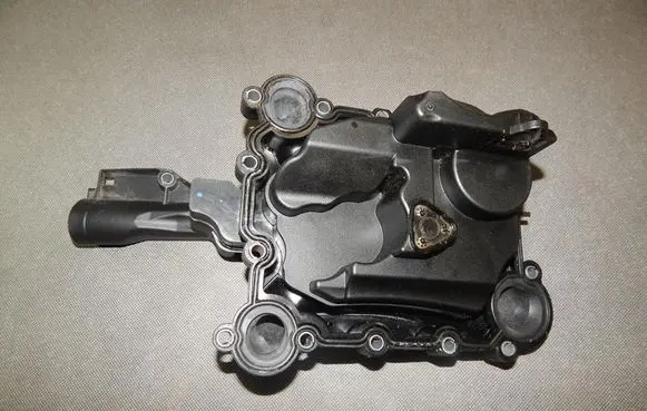 Audi A8 S8 D4 4H Breather valve 06E103547