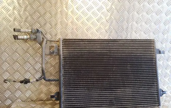Volkswagen PASSAT B5 Air conditioning (A/C) radiator (interior) 8D0260401E 4825941 5025855