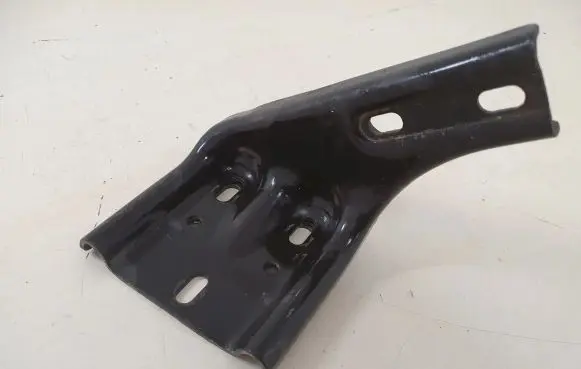 Mercedes-Benz Vito Viano W639 Sliding door lower roller guide/hinge A6397630114