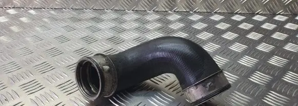 Mercedes-Benz C W203 Intercooler hose/pipe A2035281482