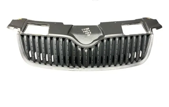 Skoda Fabia Mk2 (5J) Front bumper upper radiator grill 5J0853668