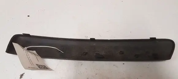 Ford Focus Front bumper splitter molding 4M5117E909AF